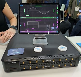 Moku:Delta Messgerät mit Display