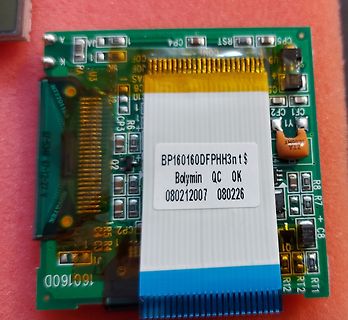 Leiterplatte mit Display-Flachbandkabel