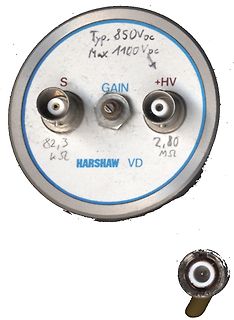 Frontplatte eines Harshaw VD Hochspannungs-Messgeräts