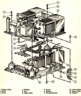 Explosionszeichnung eines elektronischen Bauteils mit Legende