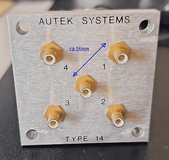 Autek Systems Type 14 Messadapter mit SMA-Buchsen