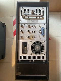 Rückseite eines EIP Microwave Drawer Moduls