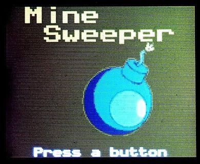 Abfotografierter Bildschirm eines Minesweeper-Spiels