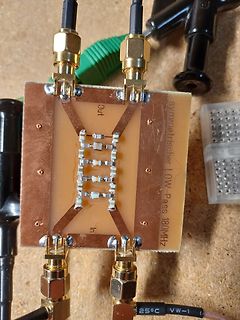 Symmetrischer Tiefpassfilter auf Leiterplatte