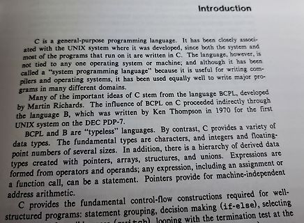Textseite über die Programmiersprache C