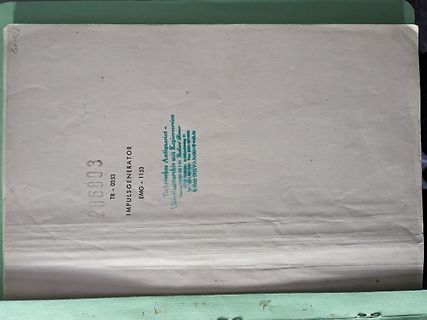 Buchseite mit Aufschrift IMPULSGENERATOR
