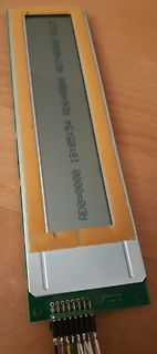 LCD-Display mit Textanzeige auf Leiterplatte