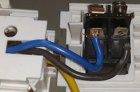 Verdrahtung eines elektrischen Bauteils