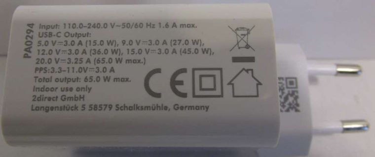 Typenschild eines USB-C Netzteils