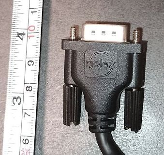 Molex DVI-Stecker mit Lineal