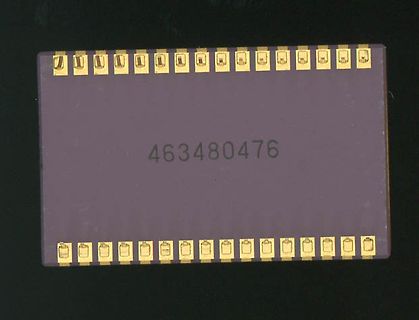 Mikrochip in DIP-Gehäuse