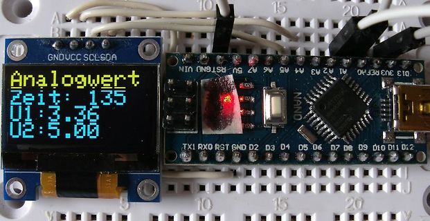 Arduino Nano mit LCD-Display auf Breadboard