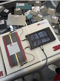 Messaufbau mit VNA und 3M Materialproben
