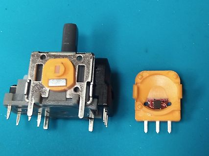 Zwei mechanische Tastenschalter