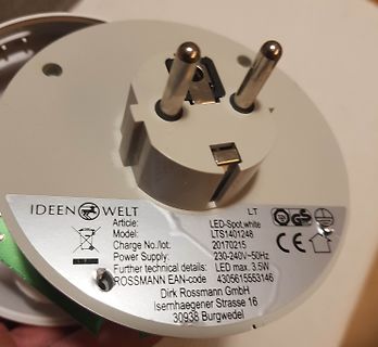 Rückseite eines LED-Spots mit Typenschild