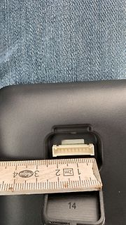 Steckverbinder mit Lineal zur Maßangabe