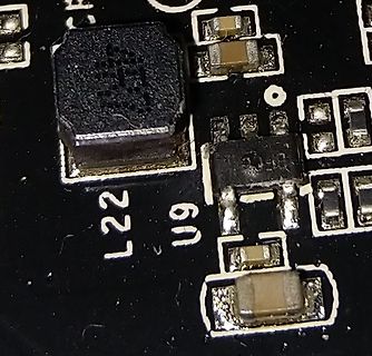 Makroaufnahme einer Leiterplatte mit SMD-Bauteilen