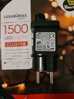 Netzteil eines LED-Lichterketten-Sets