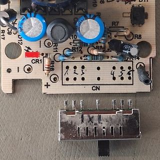 Nahaufnahme einer Leiterplatte mit elektronischen Bauteilen