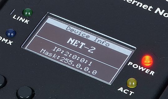 Nahaufnahme eines LCD-Displays an einem Netzwerkgerät