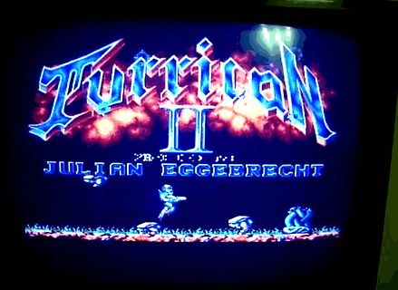 Abfotografierter Bildschirm mit dem Spiel Turrican II