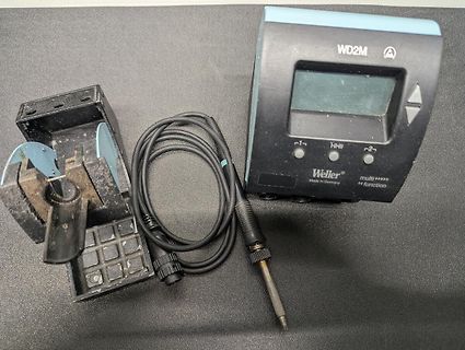 Weller WD2M Lötstation mit Lötkolben und Halterung