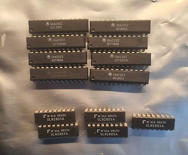 Diverse integrierte Schaltkreise und ICs