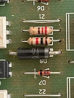 Nahaufnahme einer Leiterplatte mit elektronischen Bauteilen