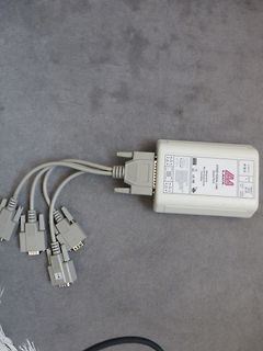 LAVA Ether-Serial Link mit VGA-Anschlüssen