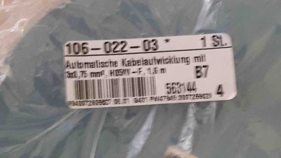 Etikett mit Kabelbeschreibung