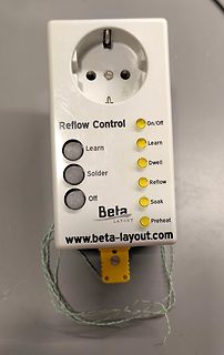 Reflow Control Gerät mit Steckdose und LEDs