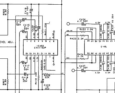 Ausschnitt eines Schaltplans mit ICs und passiven Bauelementen