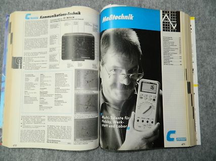 Aufgeschlagene Buchseiten über Meßtechnik