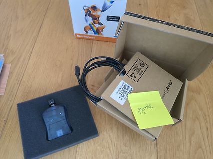 Atmel AVR ISP mkII Programmiergerät in Verpackung
