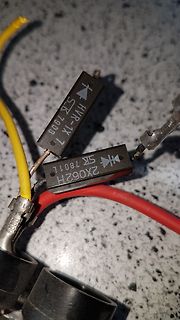 Dioden und Kabel in freier Verdrahtung