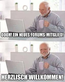 Meme mit lachendem älteren Mann am Laptop