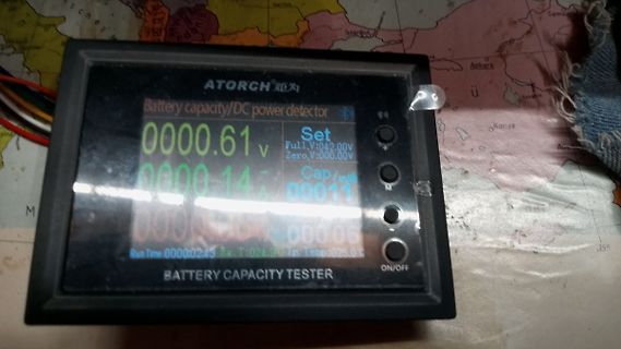 Batteriekapazitäts-Tester Display