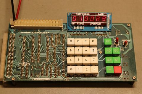 Junior Computer Leiterplatte mit Display und Tastenfeld