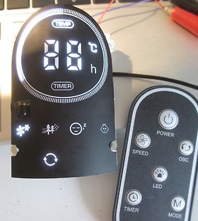 Display und Fernbedienung eines Klimageräts