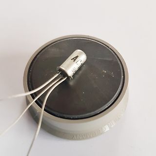 Transistor in TO-79 Gehäuse