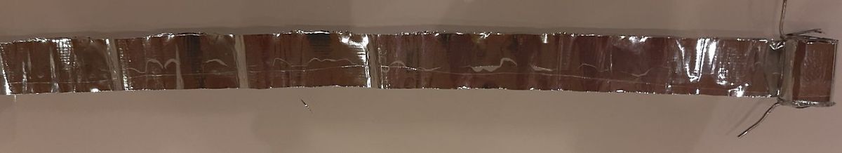 Aluminiumfolienstreifen mit Drahtverbindung