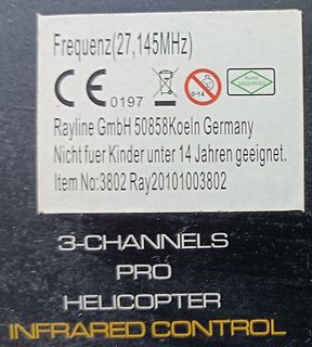 Typenschild eines Spielzeug-Helikopters