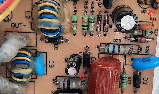 Nahaufnahme einer Leiterplatte mit elektronischen Bauteilen
