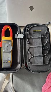 Fluke 578 FC Clamp Meter in Tasche