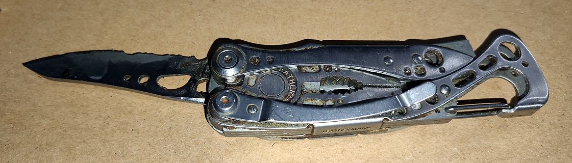 Multitool / Taschenmesser