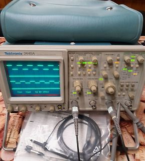 Tektronix 2445A Oszilloskop mit Tastköpfen