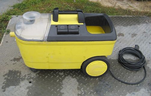 Gelber Rollcontainer mit Deckel