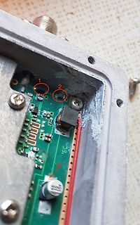 Geöffnetes Elektronikgehäuse mit Leiterplatte