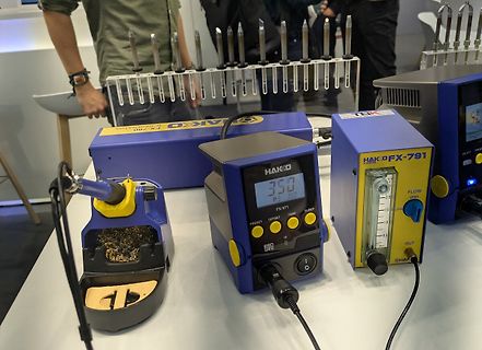HAKKO Lötstationen und Zubehör