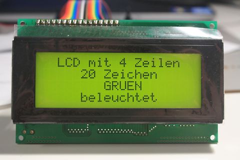 LCD-Display mit Text auf Leiterplatte